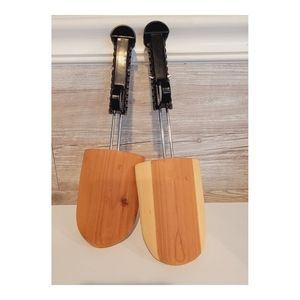 LN Mens Wooden Cadillac Shoe Stretchers
